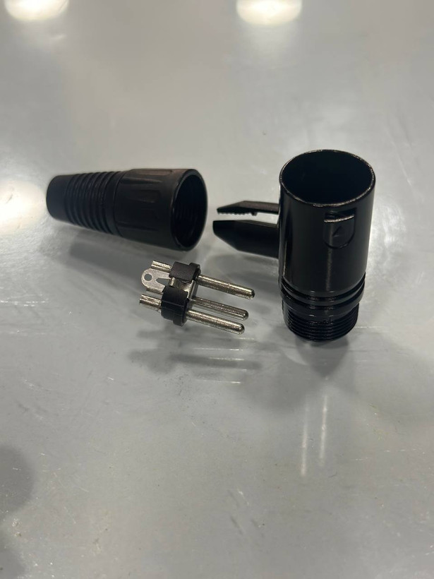 فیش XLR نری بنون